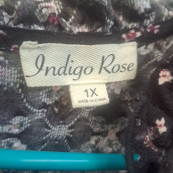 INDIGO ROSE Women's Baby Doll Top Plus 1X Flutter Sleeve Blouse  Black Floral - Picture 2 of 11